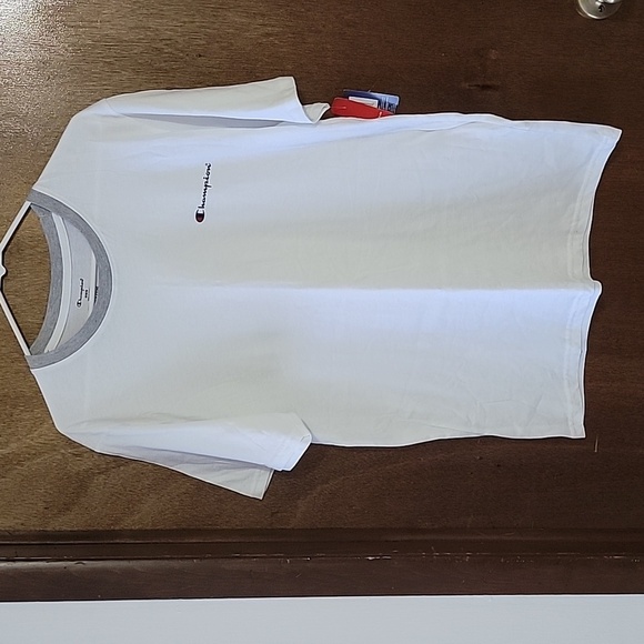 3 for $18 item🎉Champion Men's Medium T-shirt - Picture 1 of 2